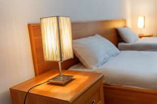 Отель Dolinnka Hotel Чолпон-Ата Стандартный двухместный номер с 1 кроватью или 2 отдельными кроватями-1